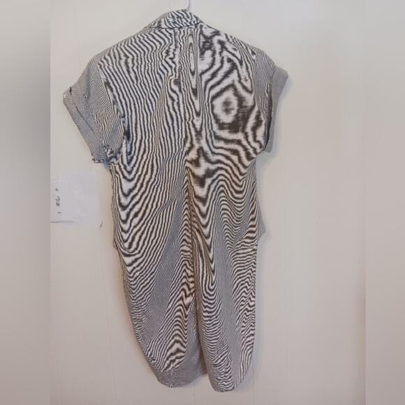 Rag and Bone Ara Tie back short sleeved blouse. Size M - Picture 6 of 10